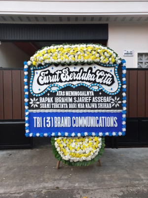 Papan Bunga Duka di Lindu